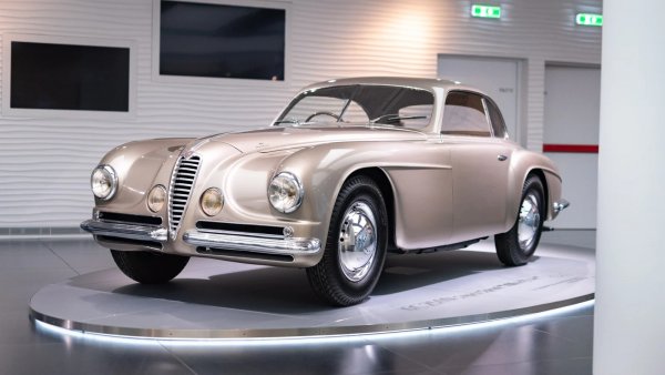 6C 2500 SS Villa d&rsquo;Este, дело на ателието Touring Superleggera